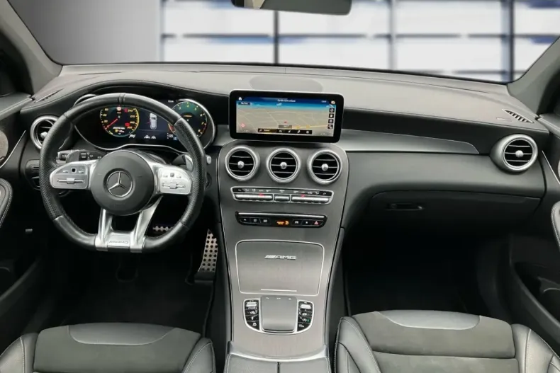 Mercedes-Benz GLC 63 AMG din 2021 cu 62.425 km - oferta MER172184 - foto 9