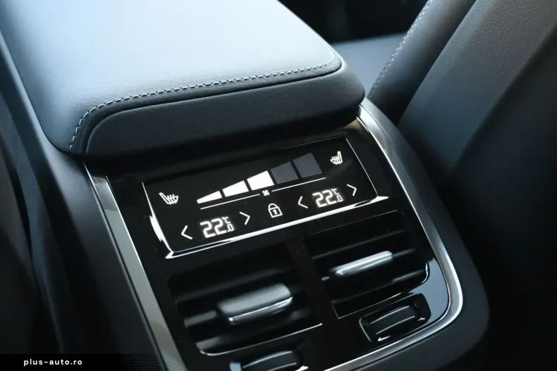 Volvo XC60 din 2025 cu 18.100 km - oferta VOL172186 - foto 26