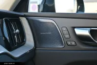 Volvo XC60 din 2025 cu 18.100 km - oferta VOL172186 - foto 29