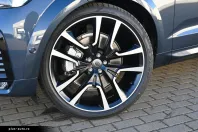 Volvo XC60 din 2025 cu 18.100 km - oferta VOL172187 - foto 11
