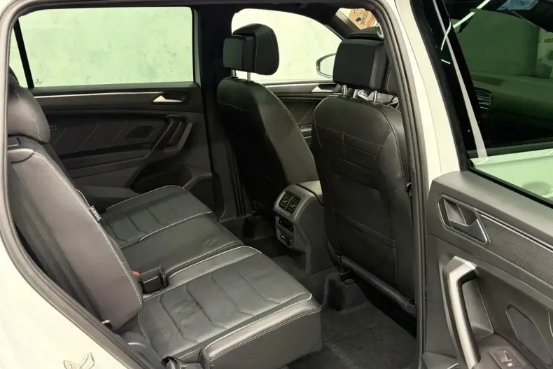 Volkswagen Tiguan Allspace din 2024 cu 22.000 km - oferta VOL172188 - foto 9