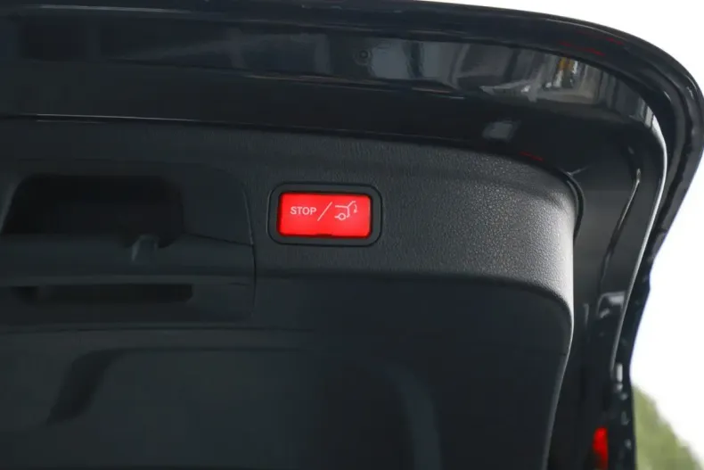 Mercedes-Benz GLE 350 din 2022 cu 47.718 km - oferta MER172189 - foto 25