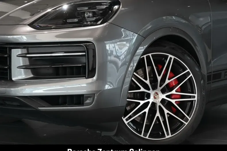 Porsche Cayenne din 2024 cu 22.407 km - oferta POR172199 - foto 2