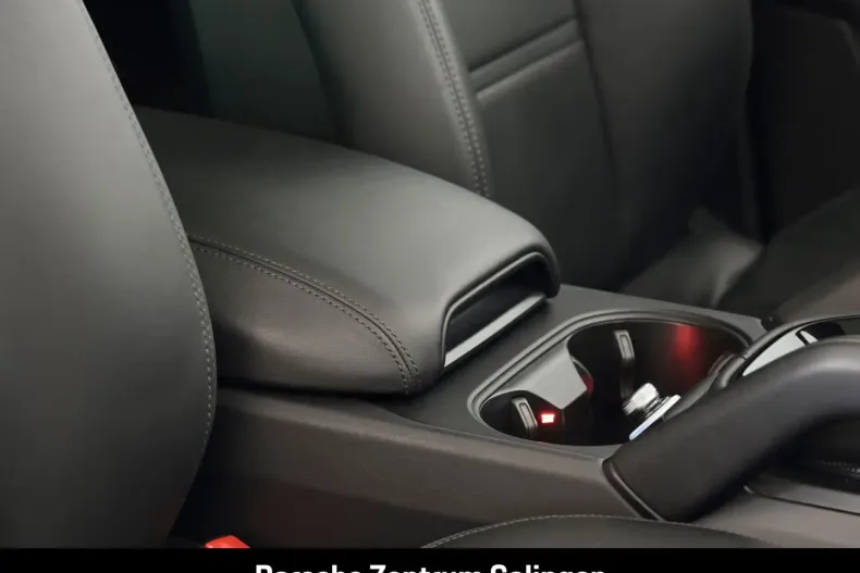 Porsche Cayenne din 2024 cu 22.407 km - oferta POR172199 - foto 25