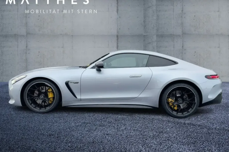 Mercedes-Benz AMG GT din 2023 cu 8.429 km - oferta MER172200 - foto 3