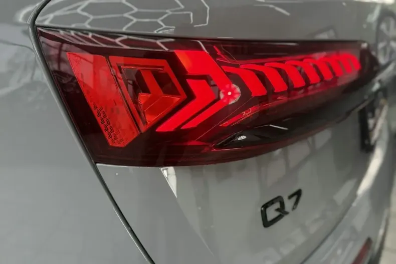 Audi Q7 din 2023 cu 99.500 km - oferta AUD172203 - foto 5