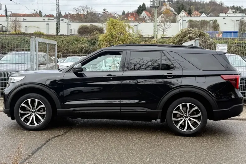 Ford Explorer din 2021 cu 55.000 km - oferta FOR172212 - foto 2