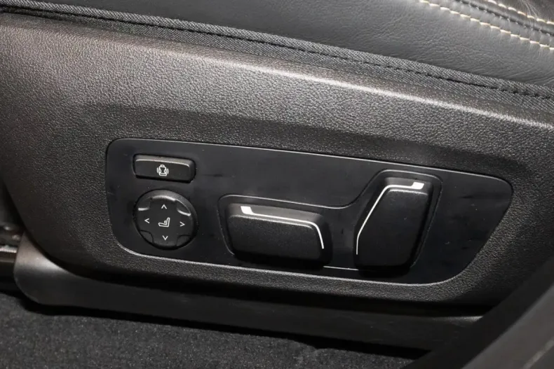 BMW X4 M din 2024 cu 9.075 km - oferta BMW172221 - foto 11