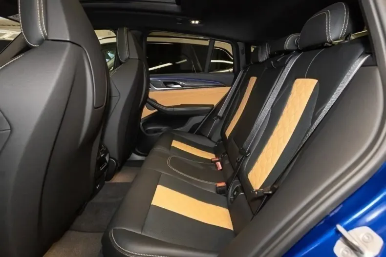 BMW X4 M din 2024 cu 9.075 km - oferta BMW172221 - foto 12