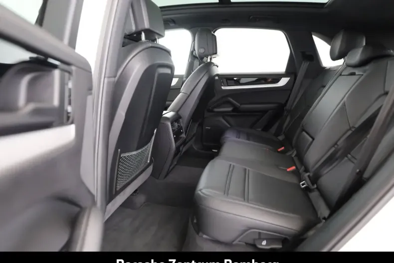 Porsche Cayenne din 2024 cu 11.900 km - oferta POR172222 - foto 12