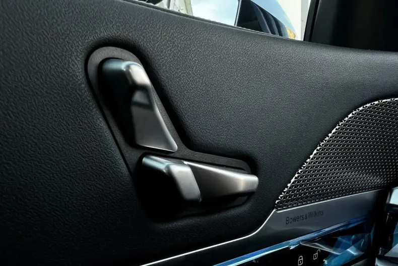 BMW 740 din 2023 cu 41.940 km - oferta BMW172225 - foto 4