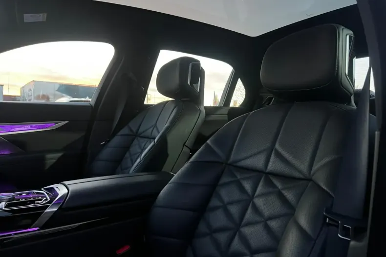 BMW 740 din 2023 cu 41.940 km - oferta BMW172225 - foto 35