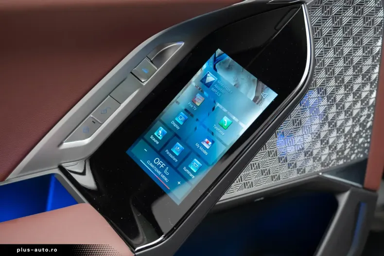 BMW 740 din 2023 cu 17.900 km - oferta BMW172227 - foto 32