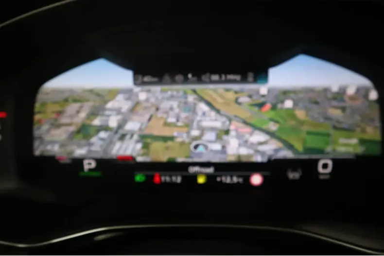 Audi RSQ8 din 2024 cu 12.962 km - oferta AUD172229 - foto 18