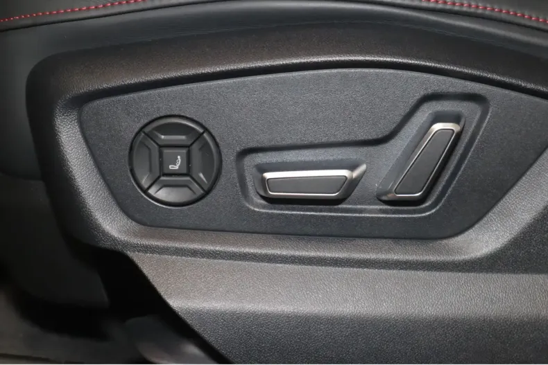 Audi RSQ8 din 2024 cu 12.962 km - oferta AUD172229 - foto 22