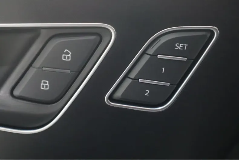 Audi RSQ8 din 2024 cu 12.962 km - oferta AUD172229 - foto 24