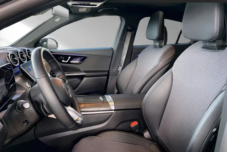 Mercedes-Benz GLC 200 din 2023 cu 5.799 km - oferta MER172230 - foto 7