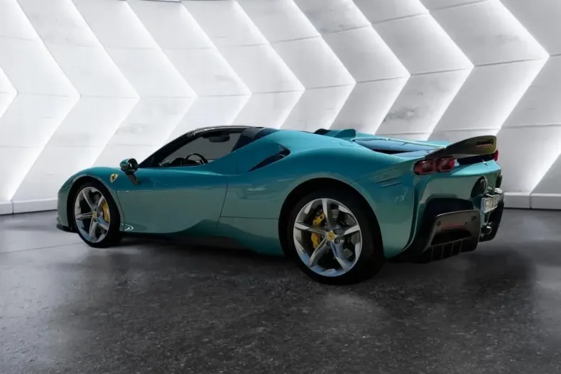 Ferrari SF90 din 2024 cu 6.000 km - oferta FER172231 - foto 3