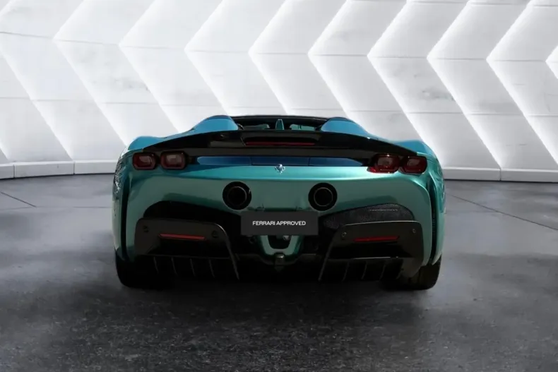 Ferrari SF90 din 2024 cu 6.000 km - oferta FER172231 - foto 4