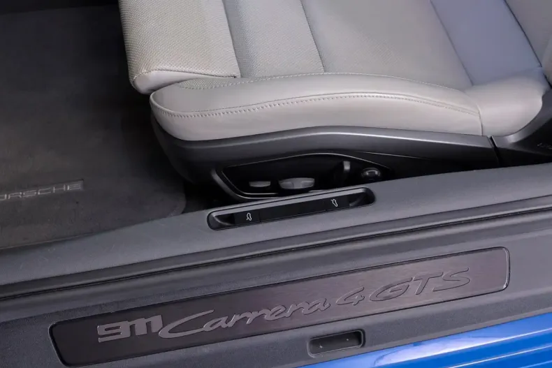 Porsche 992 din 2022 cu 55.000 km - oferta POR172236 - foto 10