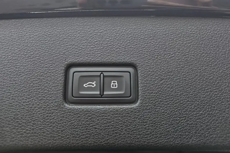 Audi SQ8 din 2022 cu 39.966 km - oferta AUD172238 - foto 15