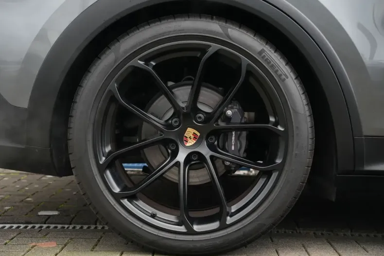 Porsche Cayenne din 2024 cu 8.500 km - oferta POR172239 - foto 18