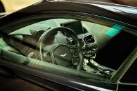 Aston Martin V8 Vantage din 2023 cu 13.144 km - oferta AST172242 - foto 10