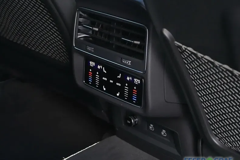 Audi RSQ8 din 2022 cu 49.990 km - oferta AUD172246 - foto 10