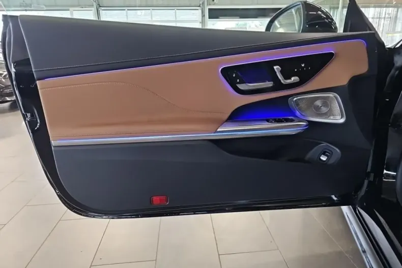 Mercedes-Benz CLE 450 din 2023 cu 16.979 km - oferta MER172247 - foto 5