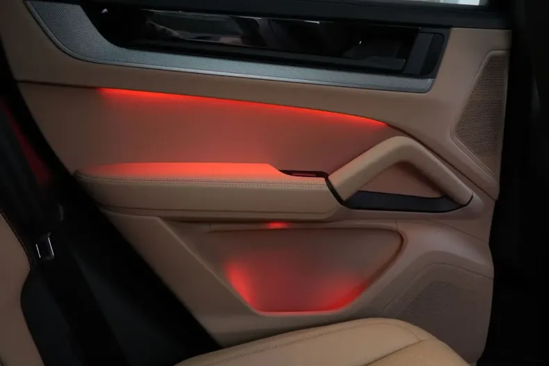 Porsche Cayenne din 2025 cu 10.000 km - oferta POR172248 - foto 37