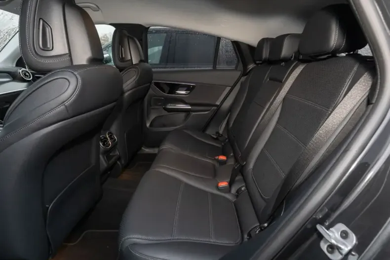 Mercedes-Benz GLC 200 din 2025 cu 9.526 km - oferta MER172250 - foto 11