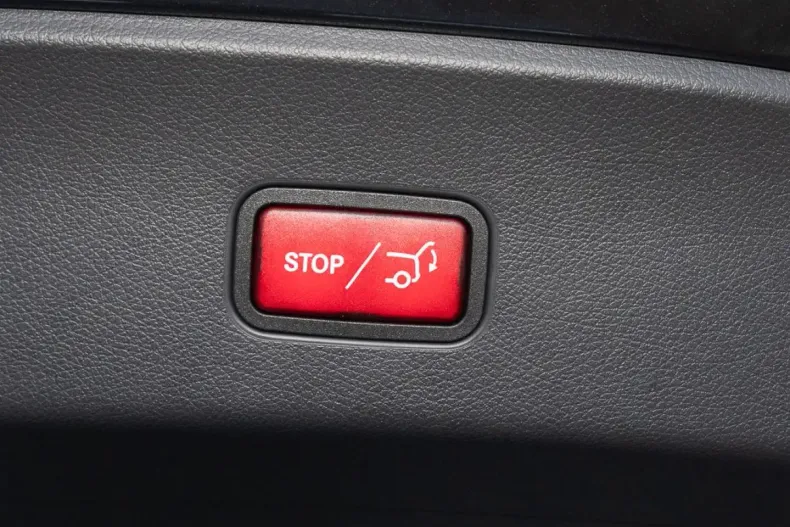 Mercedes-Benz GLC 200 din 2025 cu 9.526 km - oferta MER172250 - foto 12