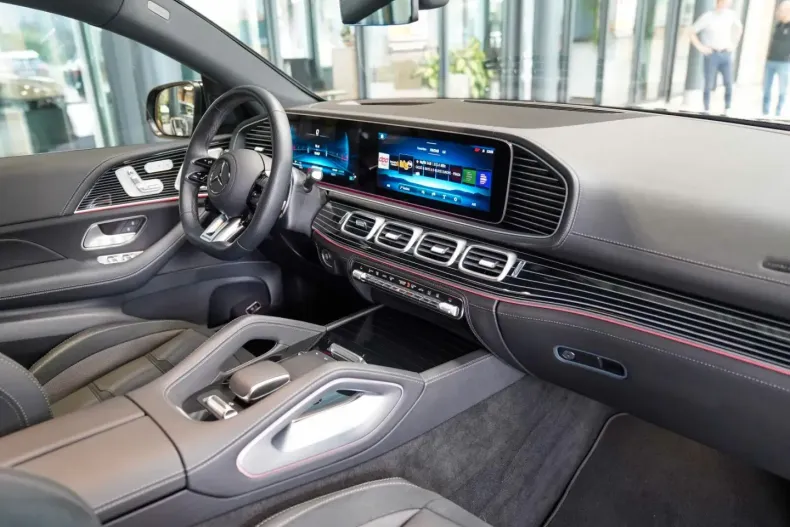 Mercedes-Benz GLE 53 AMG din 2024 cu 15.153 km - oferta MER172254 - foto 14