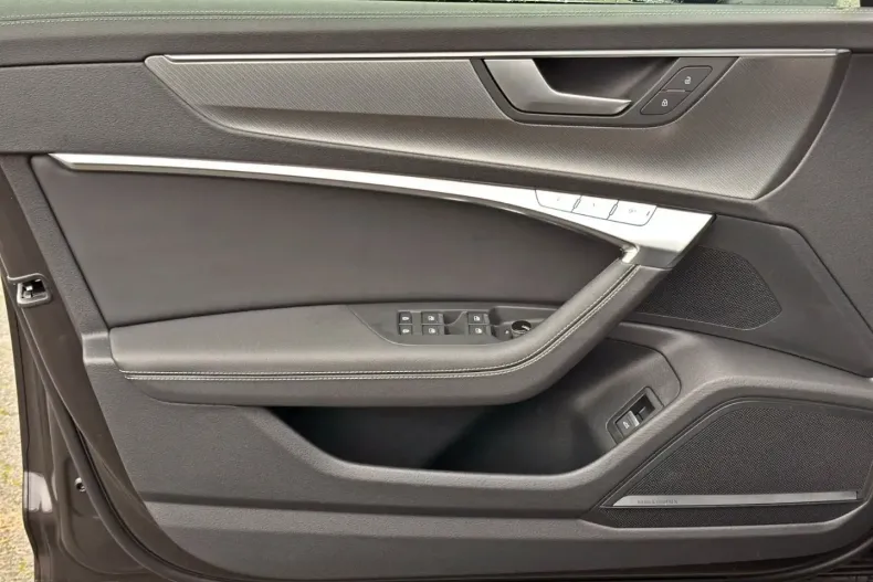 Audi A6 Allroad din 2025 cu 8.690 km - oferta AUD172260 - foto 6