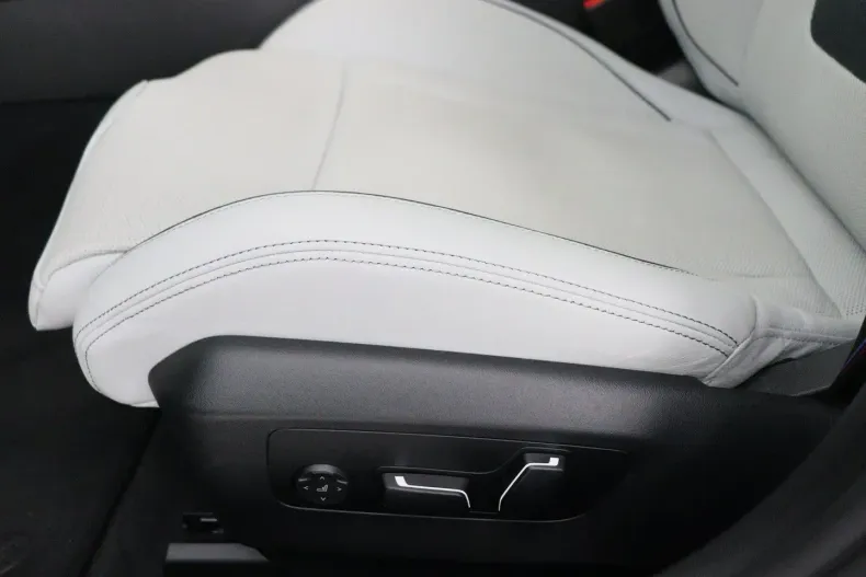 BMW M5 din 2025 cu 6.828 km - oferta BMW172262 - foto 26