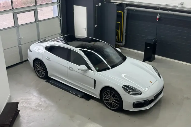 Porsche Panamera din 2022 cu 44.300 km - oferta POR172264 - foto 1