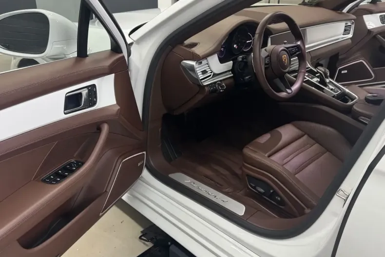 Porsche Panamera din 2022 cu 44.300 km - oferta POR172264 - foto 4