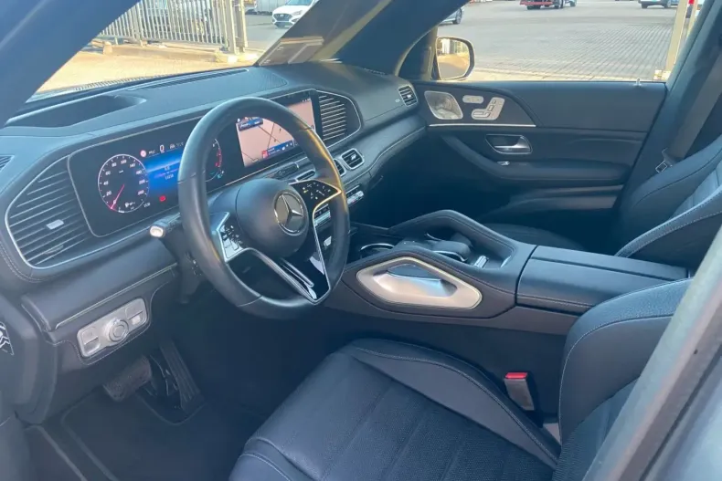 Mercedes-Benz GLE 580 din 2024 cu 13.205 km - oferta MER172267 - foto 9