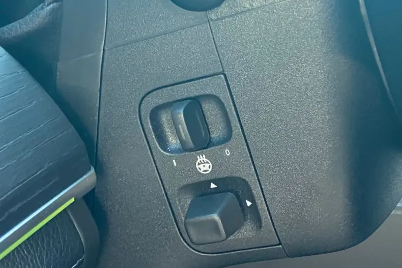 Mercedes-Benz GLE 580 din 2024 cu 13.205 km - oferta MER172267 - foto 19