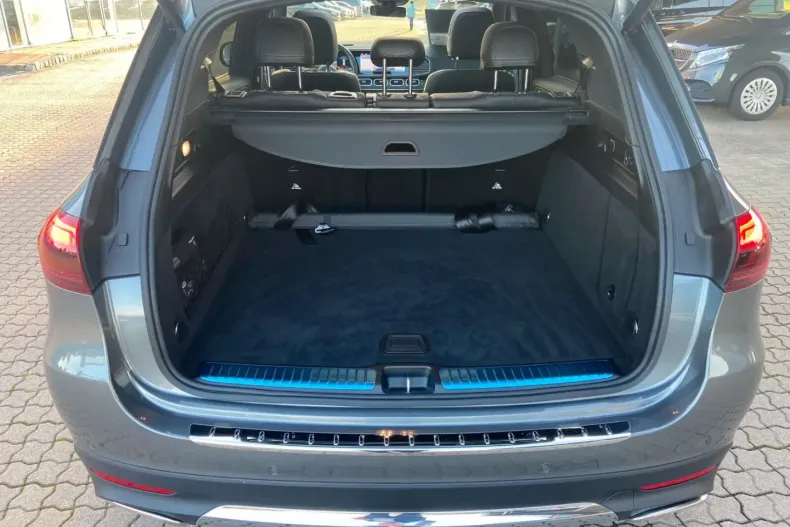 Mercedes-Benz GLE 580 din 2024 cu 13.205 km - oferta MER172267 - foto 43