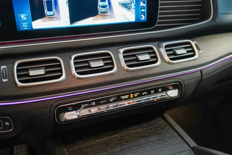 Mercedes-Benz GLE 63 AMG din 2024 cu 14.800 km - oferta MER172270 - foto 23