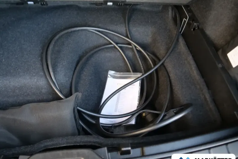 Volvo XC40 din 2023 cu 46.086 km - oferta VOL172272 - foto 28