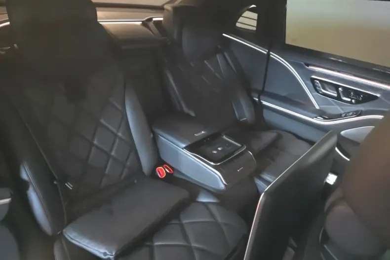 Mercedes-Benz S 580 din 2023 cu 5.200 km - oferta MER172276 - foto 9