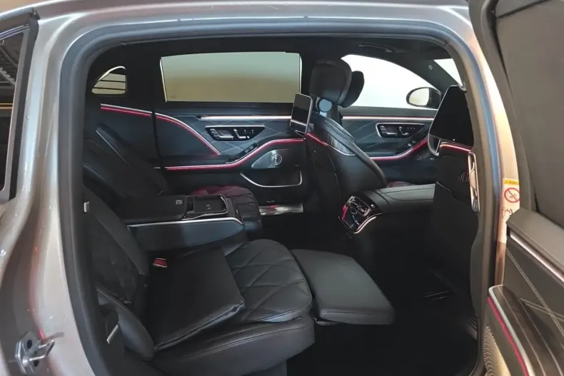 Mercedes-Benz S 580 din 2023 cu 5.200 km - oferta MER172276 - foto 10