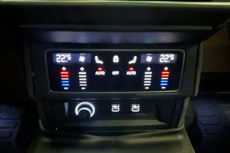 Lamborghini Urus din 2025 cu 12.925 km - oferta LAM172277 - foto 22