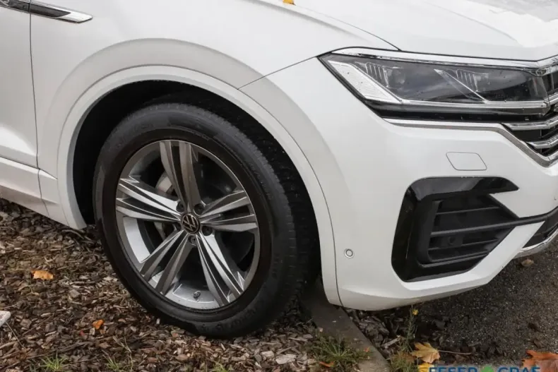 Volkswagen Touareg din 2022 cu 48.550 km - oferta VOL172278 - foto 3