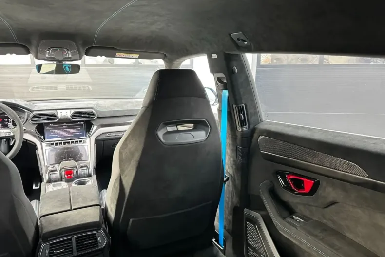 Lamborghini Urus din 2024 cu 9.749 km - oferta LAM172283 - foto 17