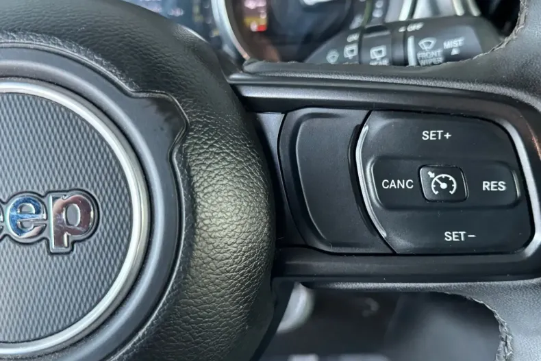 Jeep Wrangler din 2023 cu 59.226 km - oferta JEE172285 - foto 24