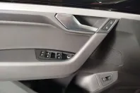 Volkswagen Touareg din 2022 cu 66.761 km - oferta VOL172286 - foto 7