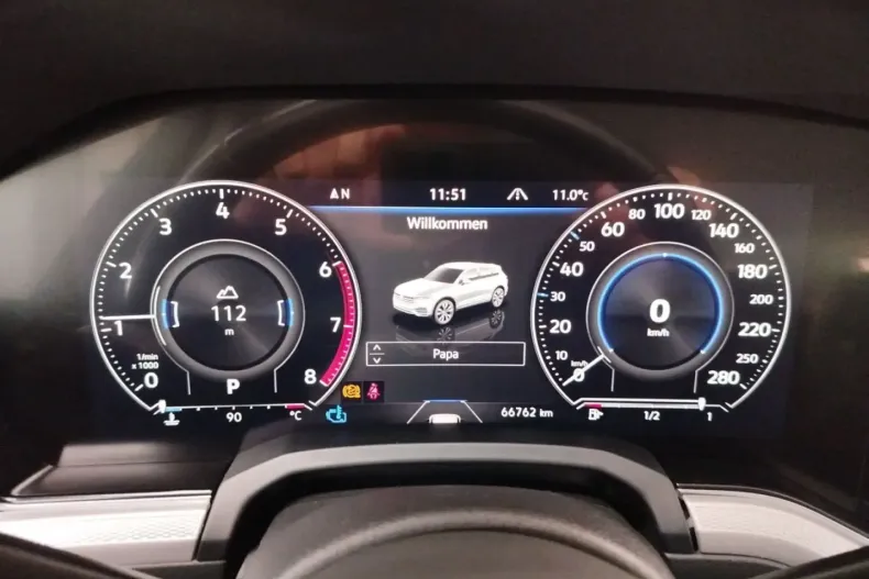 Volkswagen Touareg din 2022 cu 66.761 km - oferta VOL172286 - foto 8